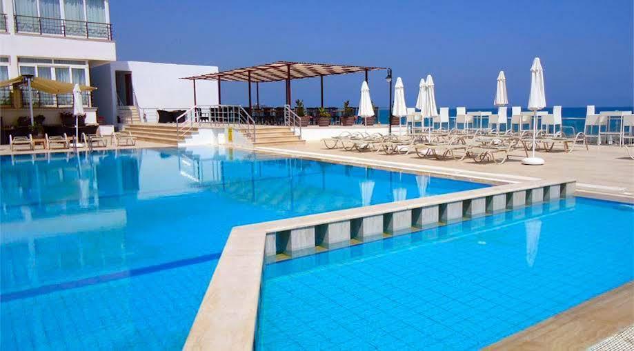 Ada Beach Hotel Karavas  Bagian luar foto