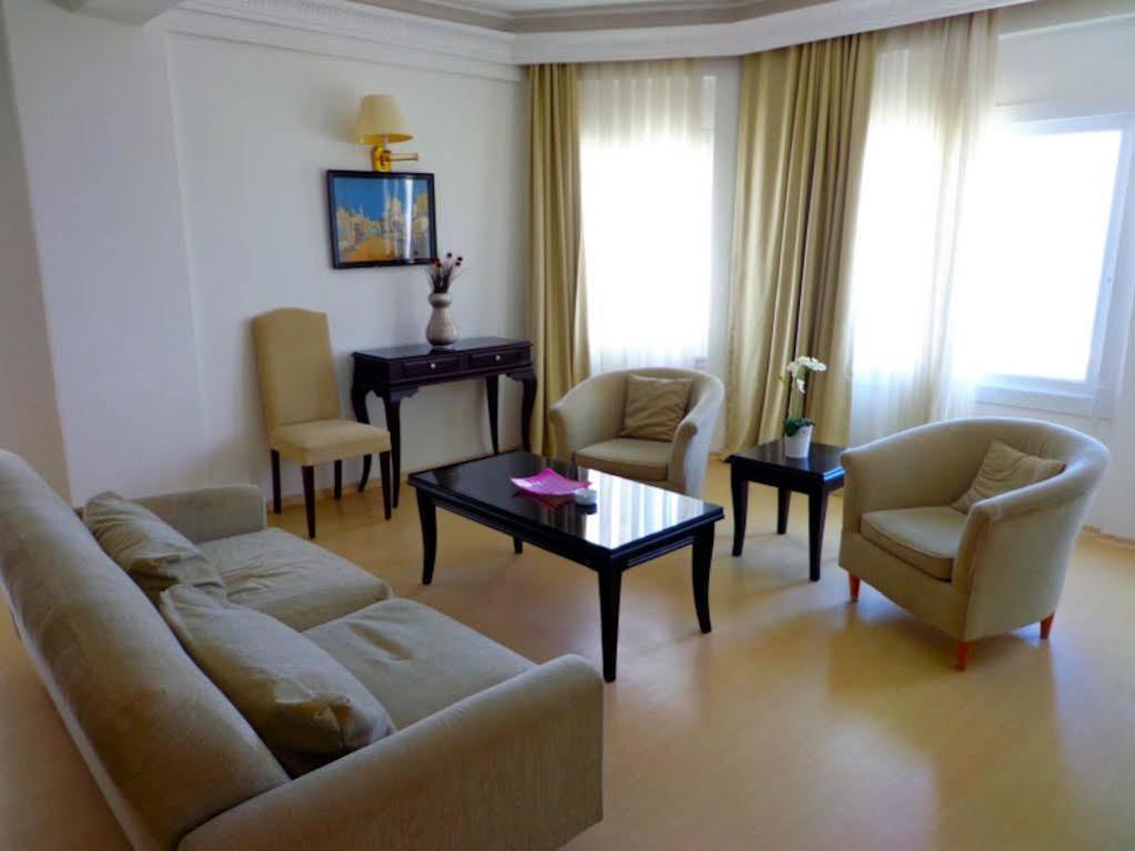 Ada Beach Hotel Karavas  Bagian luar foto