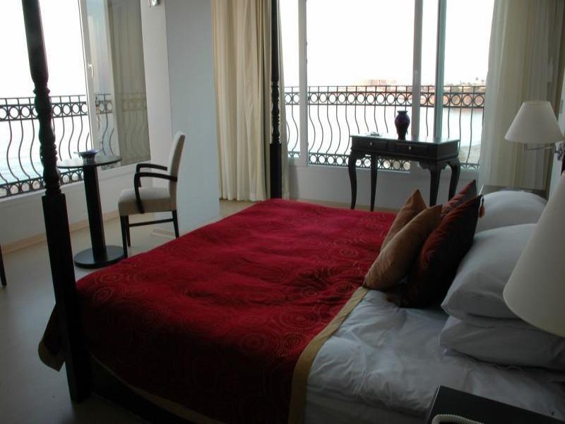 Ada Beach Hotel Karavas  Bagian luar foto
