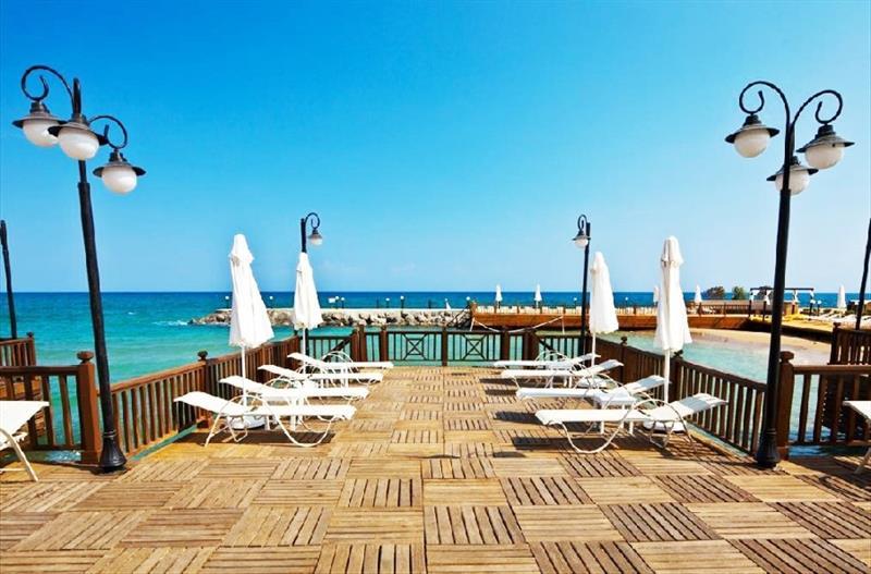 Ada Beach Hotel Karavas  Bagian luar foto